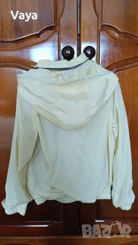 Детско жълто якенце, р-р 110-116, снимка 2 - Детски якета и елеци - 55355038