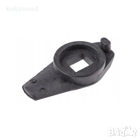 Заключващ детайл (щипка) за авариен триъгълник на Audi A4 B6 Avant