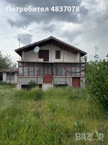Продава се вила с голям двор в с. Полковник Минково, обл. Добрич