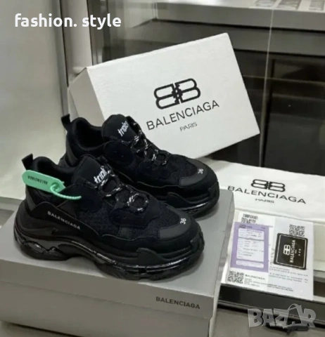 Нови унисекс кецове Balenciaga triple s 