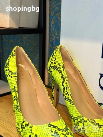 Дамски обувки на ток GUESS electric, снимка 3 - Дамски обувки на ток - 54780093