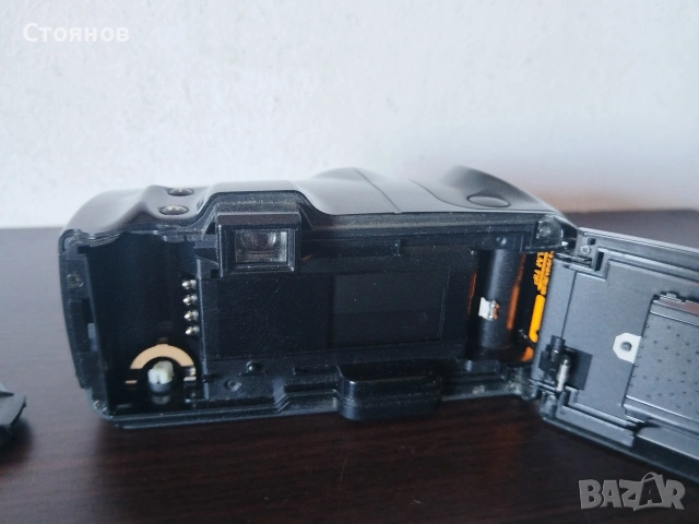 Minolta Riva Zoom 105i Japan, снимка 13 - Фотоапарати - 54833838