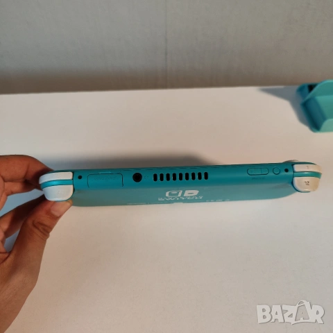 Конзола Nintendo Switch Lite Перфектно състояние , снимка 4 - Nintendo конзоли - 55068104