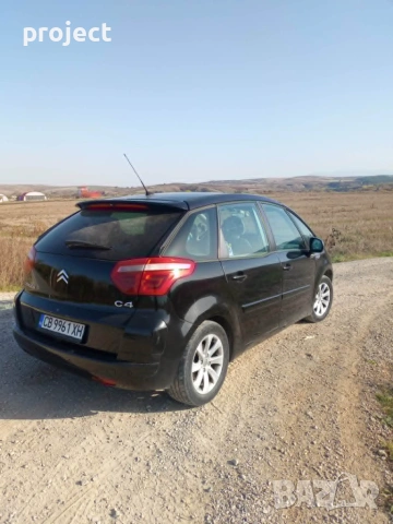 Citroen C4 Picasso 1.8 АГУ CLIMA, снимка 14 - Автомобили и джипове - 55271939