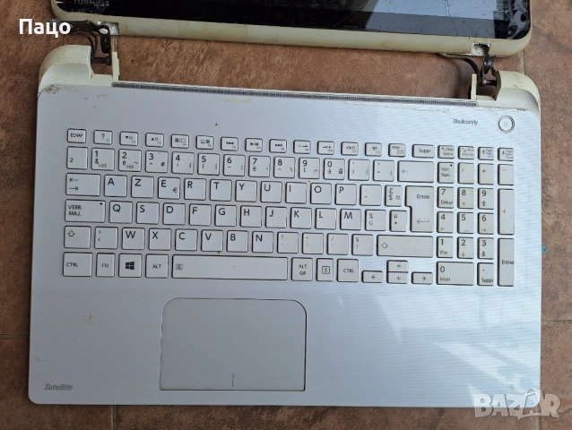 Toshiba Satellite L50T-B-11K, 15.6, снимка 17 - Части за лаптопи - 54394518