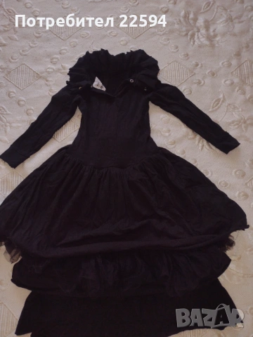 Рокля с ефектни къдри 4-5 години, снимка 2 - Детски рокли и поли - 54171156