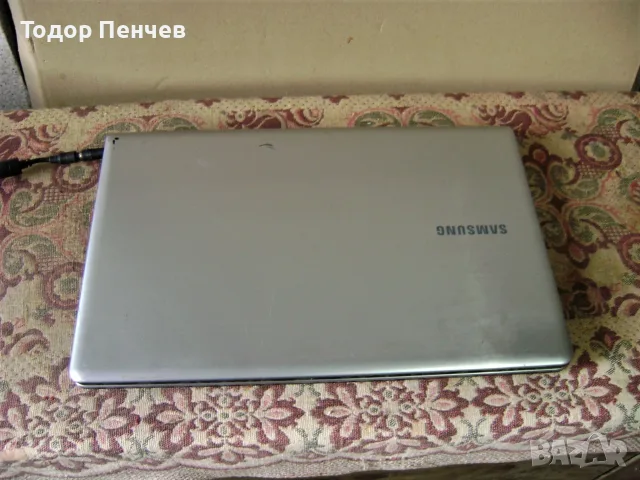 Samsung 17 инча, DualCore, 4 GB RAM, 320 GB HDD, снимка 8 - Лаптопи за дома - 55438959