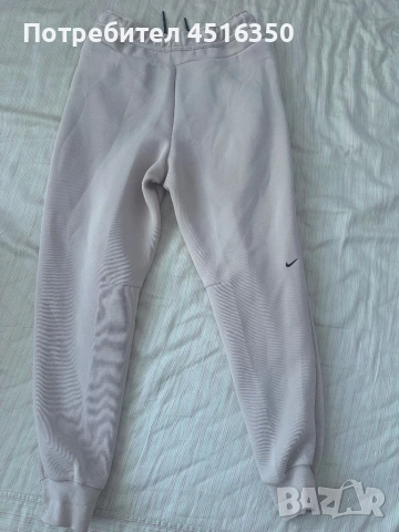 дамски панталон nike, снимка 4 - Панталони - 54716180