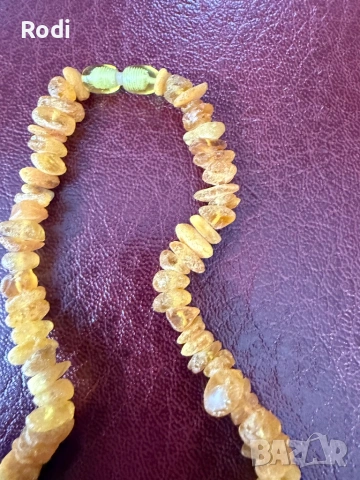 красив гердан от натурален кехлибар, снимка 3 - Колиета, медальони, синджири - 54329113