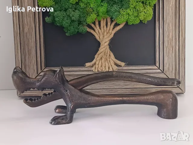 Винтидж орехотрошачка 