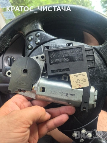 Моторче За люк на BMW E39, снимка 3 - Части - 54753912
