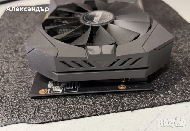 Asus ROG Strix NVIDIA GTX 1050Ti (4GB DDR5,128-Bit,2xDVI,DP,HDMI), снимка 7 - Видеокарти - 55150314