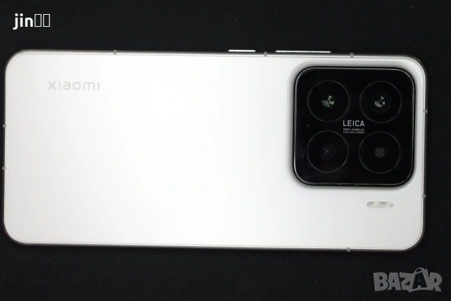 Xiaomi 15 16GB RAM 1TB CN версия Нормални следи от употреба