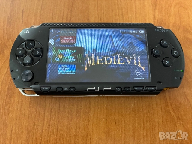 PSP 1003 - хакнато с 64гб карта с игри, снимка 3 - PlayStation конзоли - 54581760