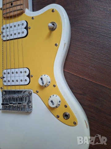 Електрическа китара Squier Mini Jazzmaster HH, снимка 3 - Китари - 54956673
