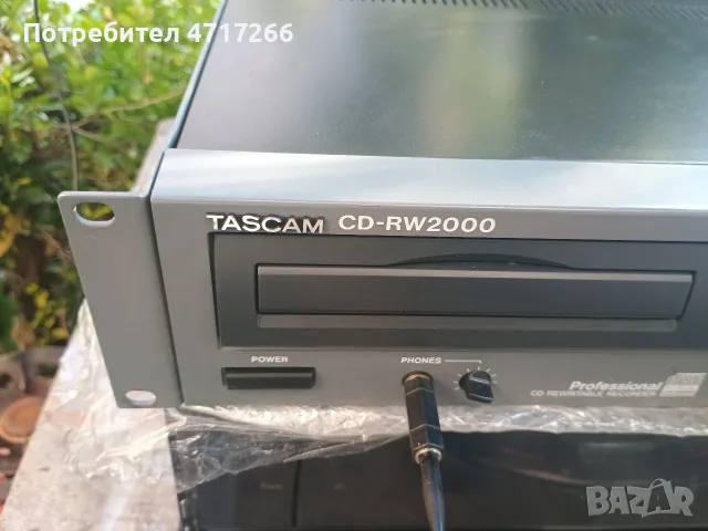 Tascam CD-RW2000 Professional CD Player , снимка 6 - Аудиосистеми - 55453283