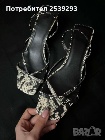 Сандали H&M Змийска кожа, снимка 4 - Сандали - 54164124