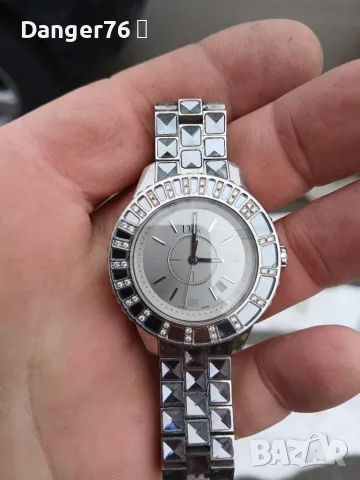 Луксозен часовник с диаманти и сапфири Dior  Christal, снимка 2 - Дамски - 55353806