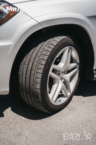 Mercedes-Benz GL 550 AMG| Designo| Harman| 360| SoftClose| Сменени вери, снимка 10 - Автомобили и джипове - 55406577