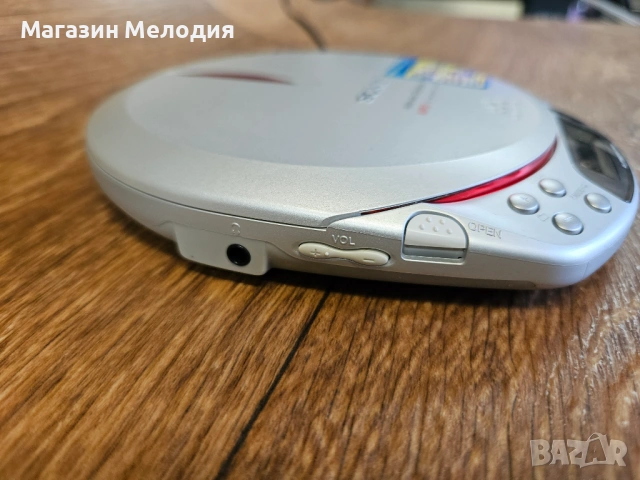 Дискмен Sony Walkman D-NE511 + Оригинално зарядно – Японски звук без компромиси, снимка 12 - MP3 и MP4 плеъри - 54752060