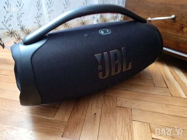 JBL Boombox 3. Перфектна., снимка 2 - Bluetooth тонколони - 54658337