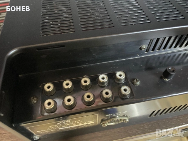 Винтидж усилвател JVC JA-S310 ( 1975г ) , снимка 11 - Ресийвъри, усилватели, смесителни пултове - 54494102