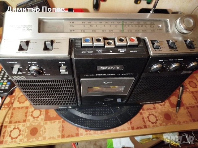 , Винтидж Радиокасетофон Sony. рядък модел от1975година, снимка 2 - Радиокасетофони, транзистори - 54049666