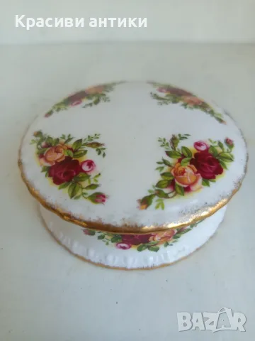 Royal Albert old country rozes бижутерна кутия