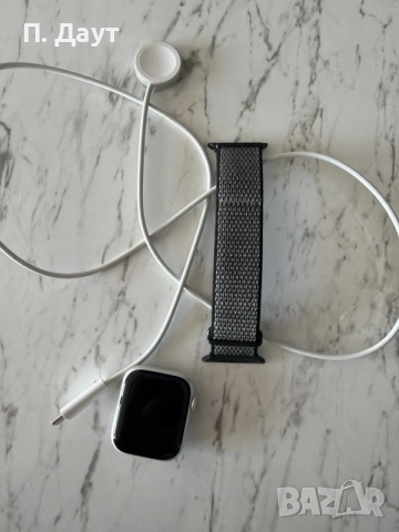 Apple WatchS8 45mm , снимка 7 - Смарт часовници - 55371393