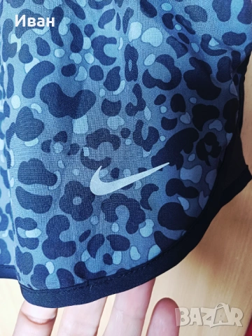 Шорти Nike L , снимка 2 - Спортни екипи - 54802714
