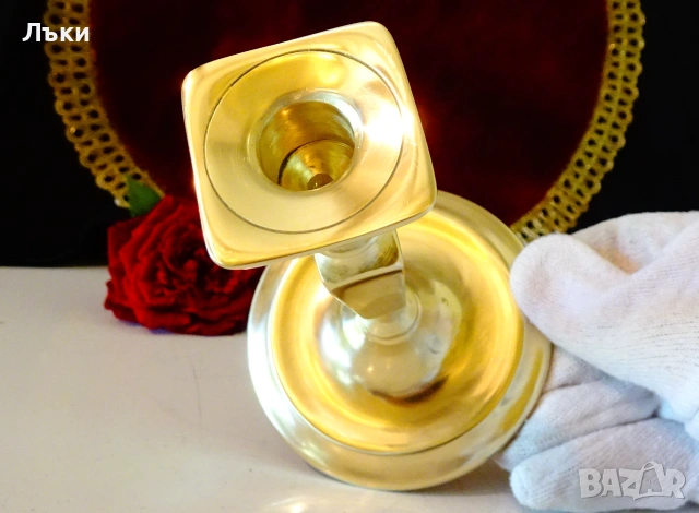 Бронзов свещник 250 гр.,Art Deco. , снимка 2 - Антикварни и старинни предмети - 54988141