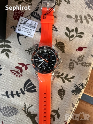 ЧИСТО НОВ Tissot Seastar 1000 Chronograph (Оранжев) – Пълен комплект, снимка 4 - Мъжки - 55038748