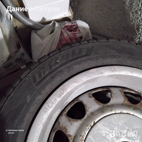 Зимни гуми 175/65/14, снимка 2 - Гуми и джанти - 55288876