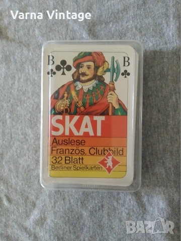 Колекционерски карти за Скат НОВИ в оригиналната пластмасова кутия . Berliner Spielkarten, снимка 2 - Карти за игра - 55078162