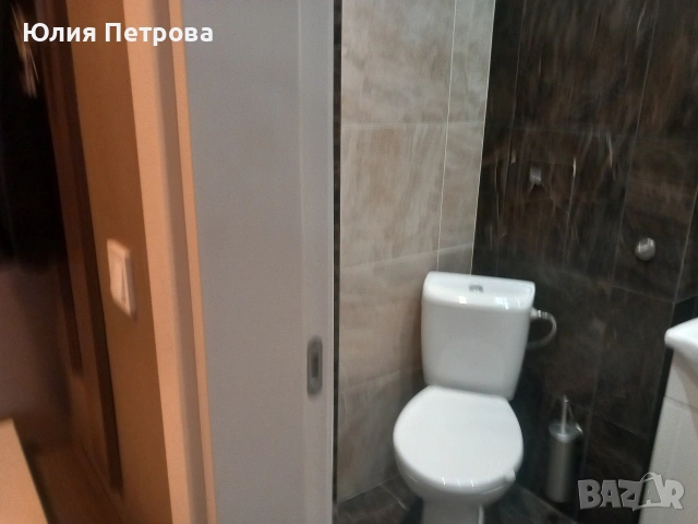 Луксозен тристаен апартамент в близост до Медицинска академия. , снимка 2 - Апартаменти - 54588166