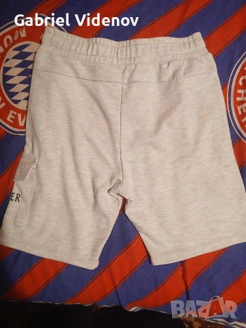 къси панталони Moncler, снимка 7 - Къси панталони - 54568758