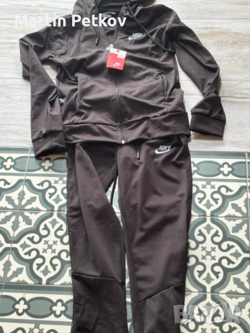 Анцунг Nike унисекс, снимка 2 - Спортни дрехи, екипи - 54532400