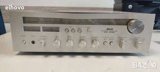 Стерео усилвател Akai AA-1030