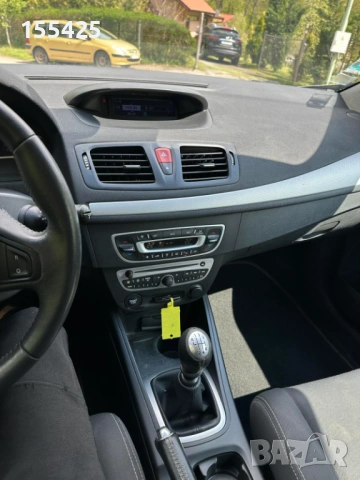Renault Megane Cope 1.9dci 130к.с., снимка 11 - Автомобили и джипове - 54438152