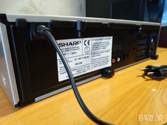 SHARP VC-MH771SM, снимка 13 - Плейъри, домашно кино, прожектори - 54173512