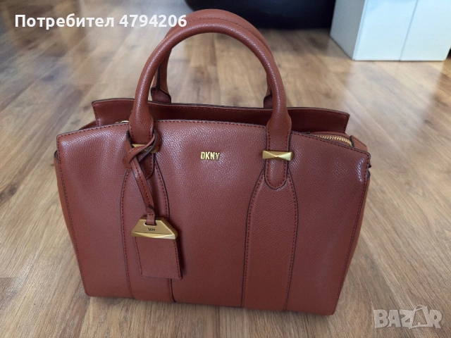 Кожена чанта на DKNY, снимка 2 - Чанти - 54442019
