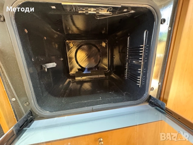 Каравана SWIFT FAIRWAY 550 2005, снимка 13 - Каравани и кемпери - 54681571