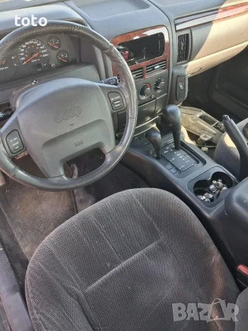 Jeep Grand cherokee 4.0, снимка 11 - Автомобили и джипове - 55674459