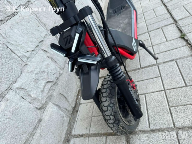Електрически скутер SEGWAY KICK SCOOTER ZT3 PRO E с Гаранция, снимка 2 - Друга електроника - 55207971