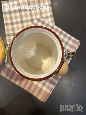 Керамичен Буркан за Кухня + ПОДАРЪК 2бр. нови ленени кухненски кърпи, снимка 3 - Аксесоари за кухня - 55259630