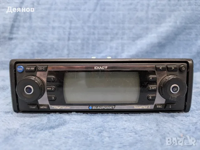 висок клас плеър за кола Blaupunkt TravelPilot E1 CD Radio Player
