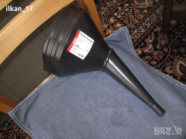 Фуния за гориво с цедка Висококачественa Професионална голяма Внос от Германия