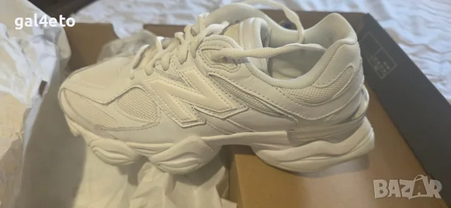 Бели маратонки New balance 37,5, снимка 2 - Маратонки - 55338640