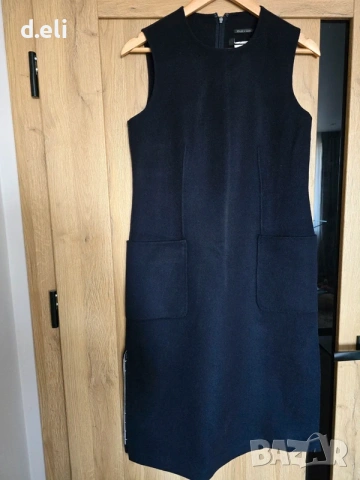 Max Mara Original Size M 100% Вълна , снимка 2 - Рокли - 54452523