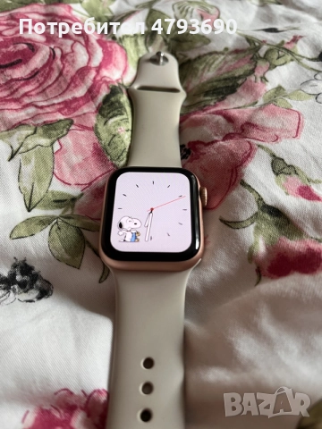 Apple Watch + 8 каишки + предпазен кейс – отлично състояние, снимка 12 - Смарт часовници - 55438953